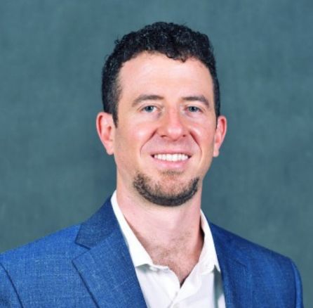 Man smiling at the camera for a headshot — Applied CAx Siemens software