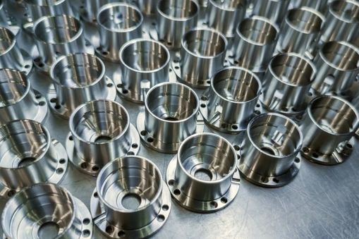 Metal pieces on a metal table — Applied CAx Siemens software