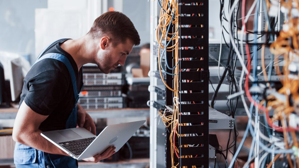 On-Premise or Cloud Hosting? Selecting the best PLM Implementation Solution for your organization
